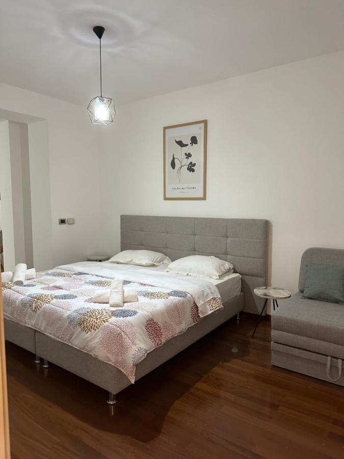 City Center Shkodra B&B Ngoại thất bức ảnh